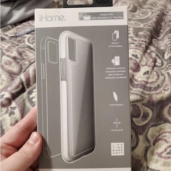 iHome Velo Transparent Case for iPhone 6.7" Pro Max - Picture 2 of 2